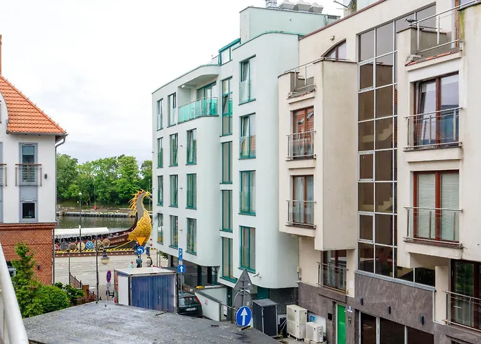 Apartament przy Latarni Morskiej z garażem